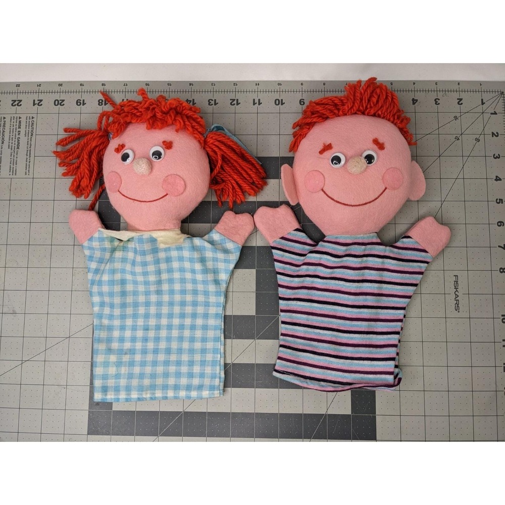 Pakaluk Puppets Boy Girl Happy Sad 12 Inch Lot‎ of 2 1975
